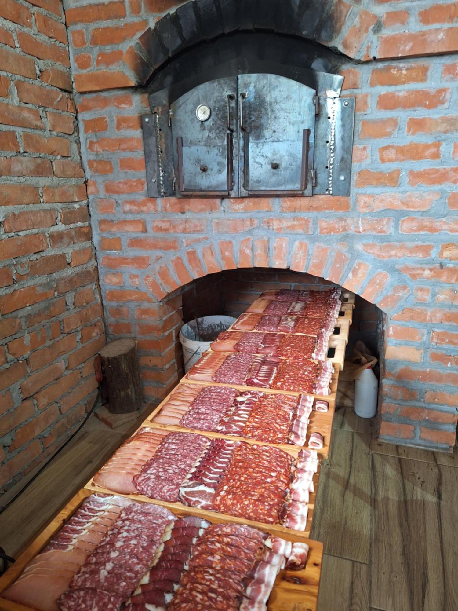 발제보 Etno Selo Lelic B&B 외부 사진